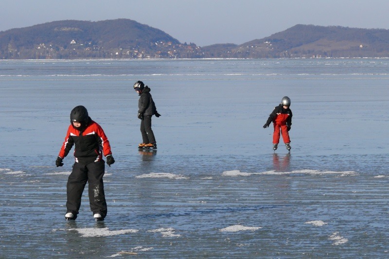 Eissport auf dem Balaton